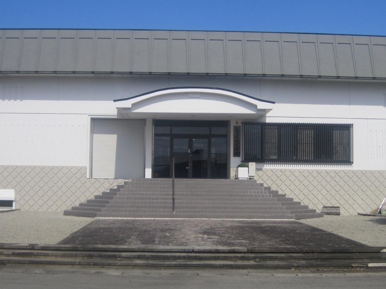 真室川町立歴史民俗資料館外観.JPG
