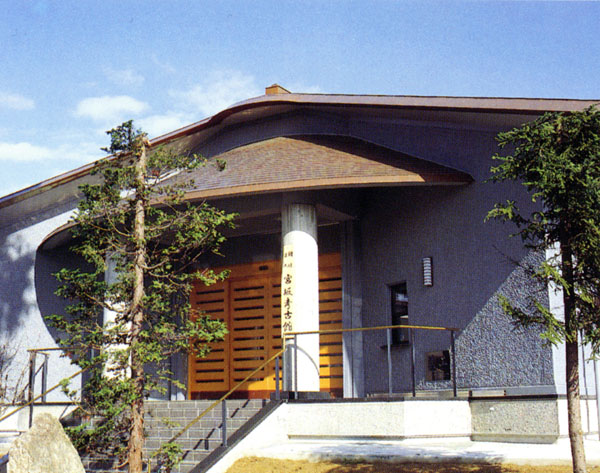 miyasaka01 600.jpg